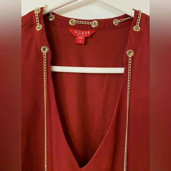 Pretty red flowy Guess blouse. - Picture 2 of 4